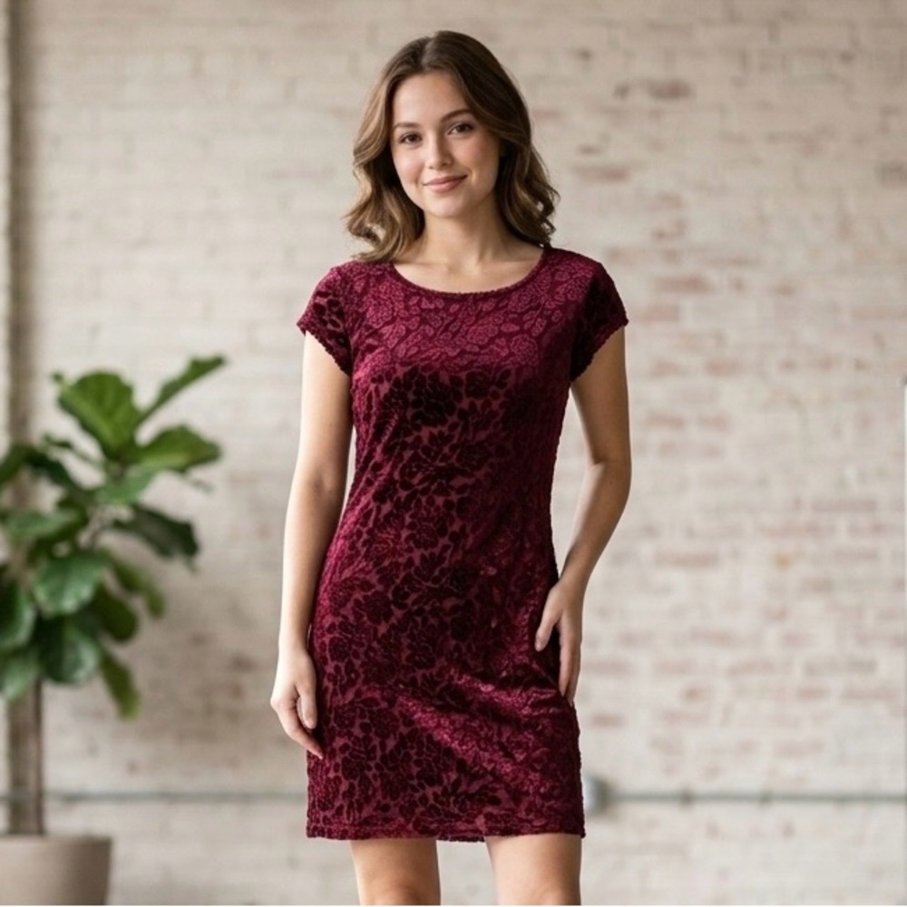 VTG Y2K Coquette WhimsiGoth Burnout Velvet Floral Dress Burgundy Petite Mini 90s
